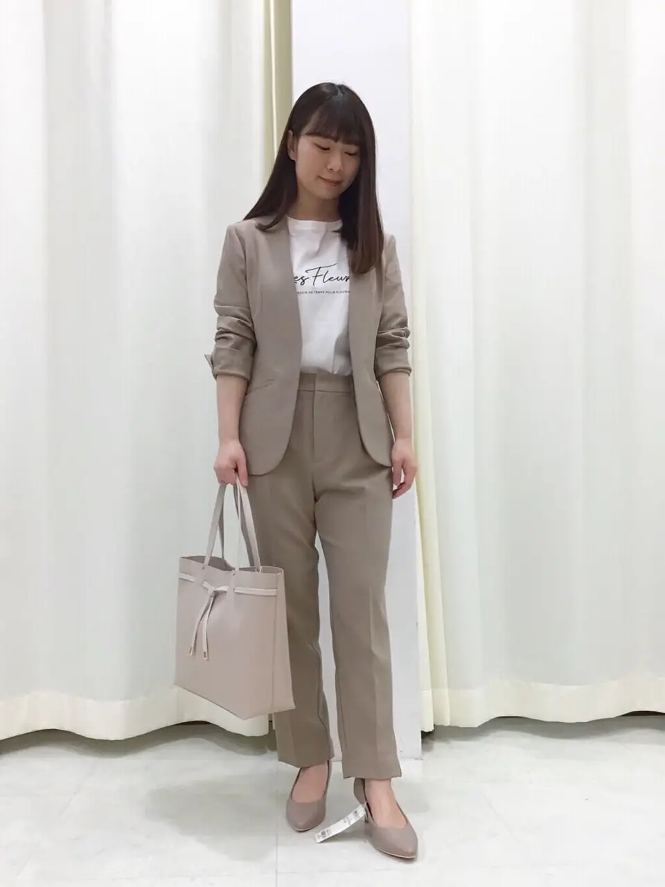  スタッフ コーディネート画像