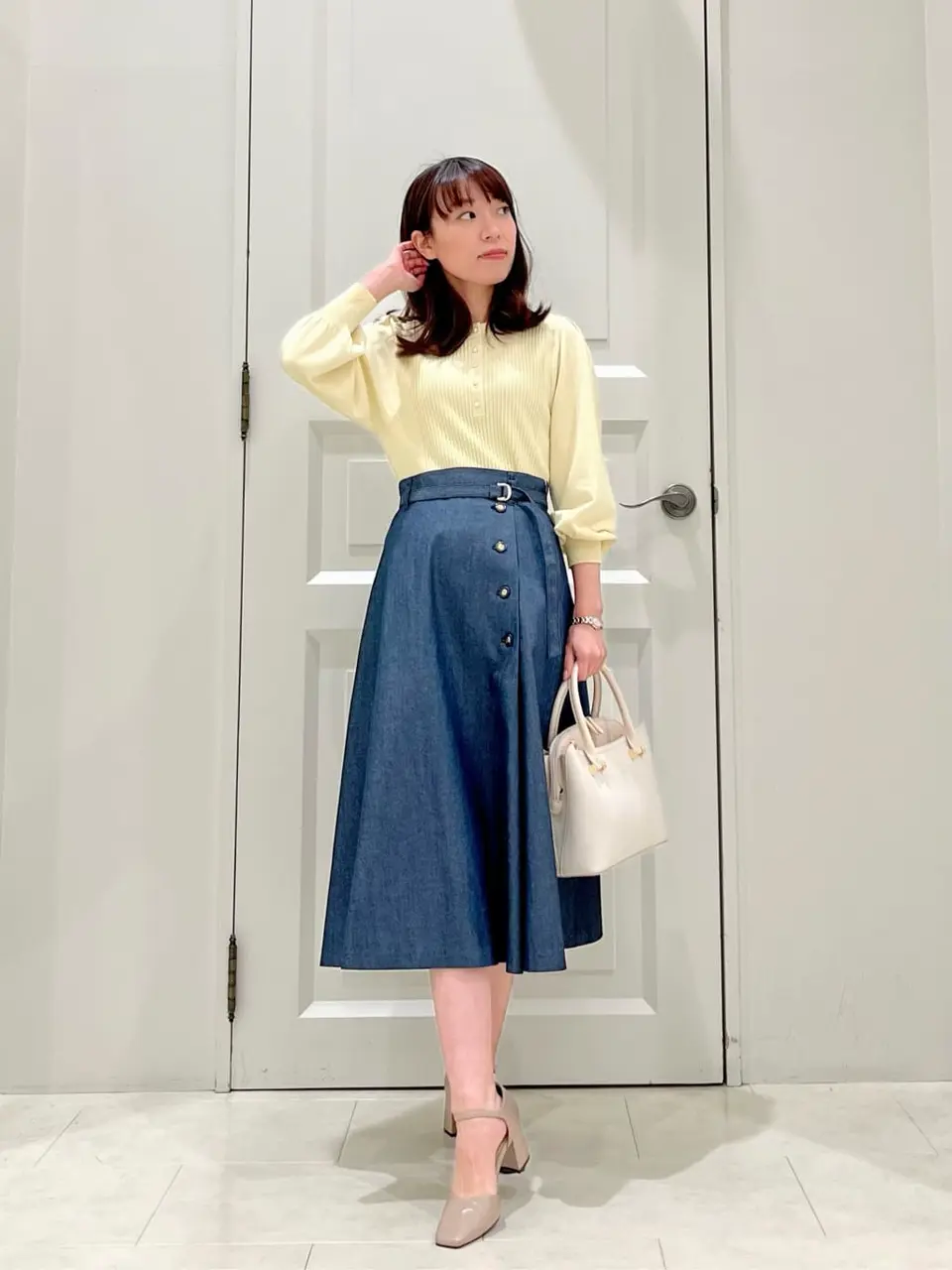 ANY SIS スタッフ コーディネート画像