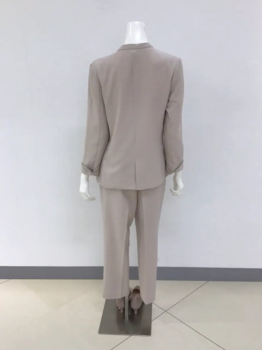 ANY SIS 橋本 コーディネート画像