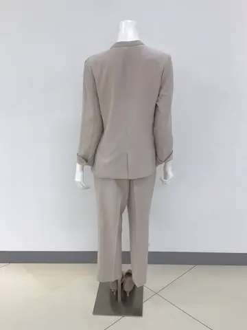 ANY SIS 橋本 コーディネート画像