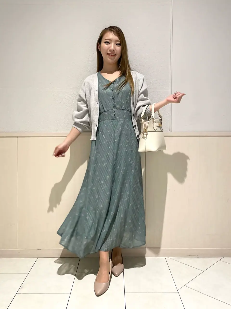 ANY SIS 土居 コーディネート画像