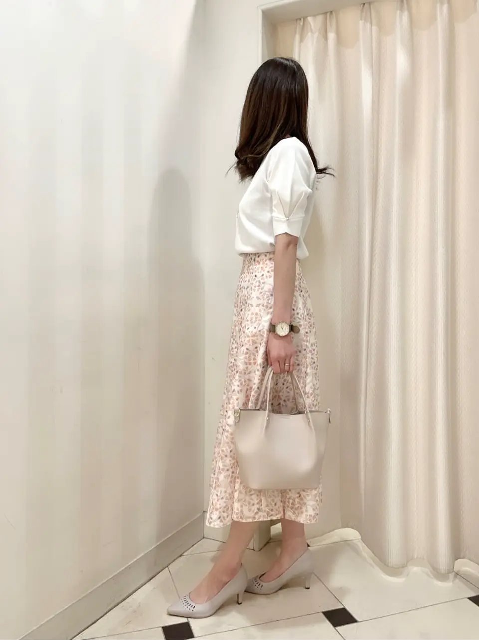 ANY SIS 金井 コーディネート画像