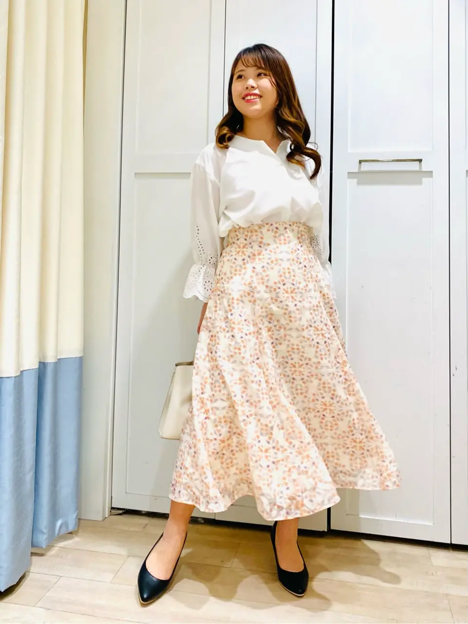 ANY SIS スタッフ コーディネート画像