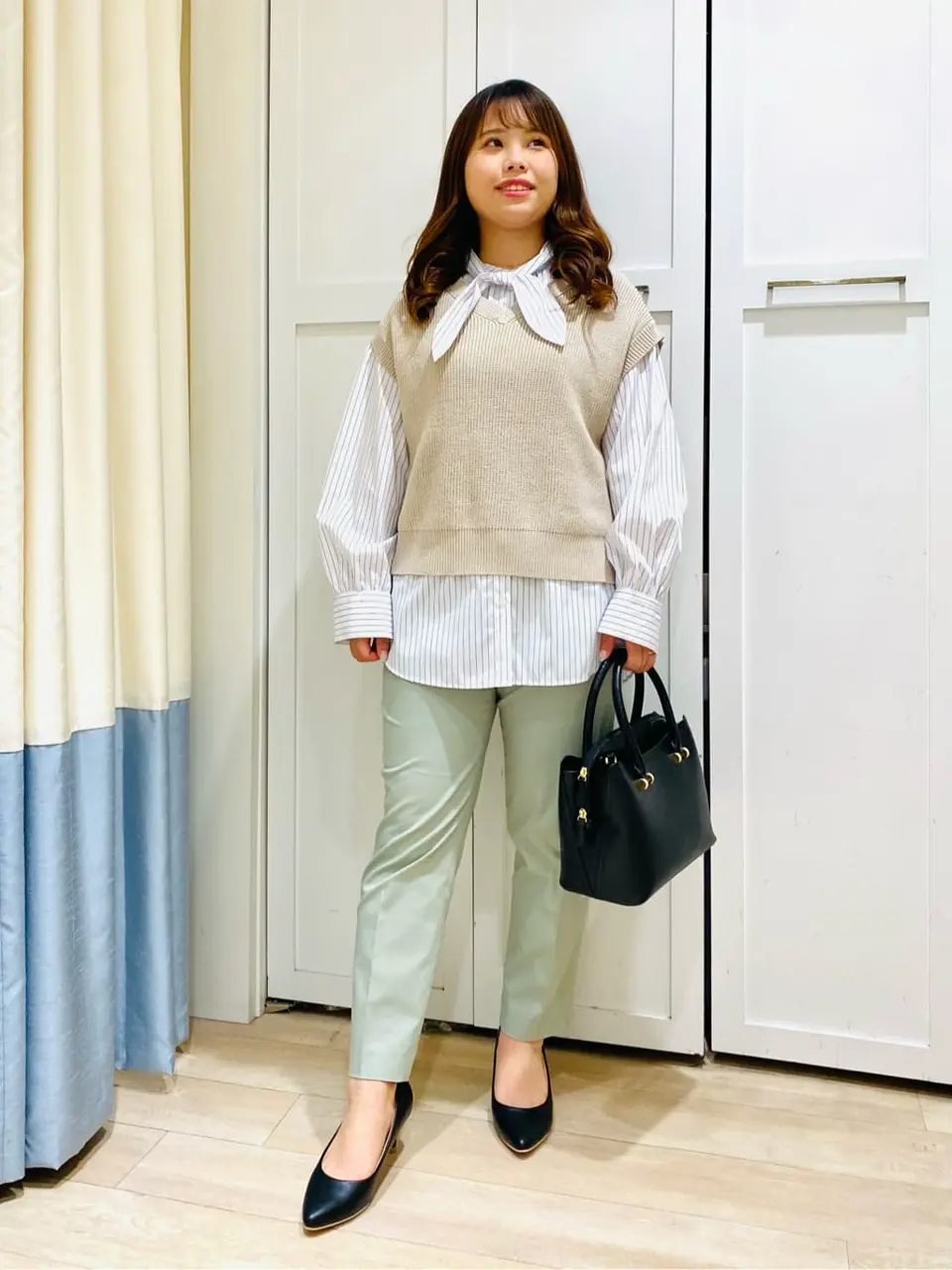 ANY SIS スタッフ コーディネート画像