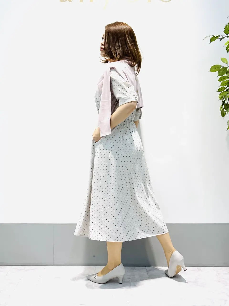 ANY SIS 岡本 コーディネート画像