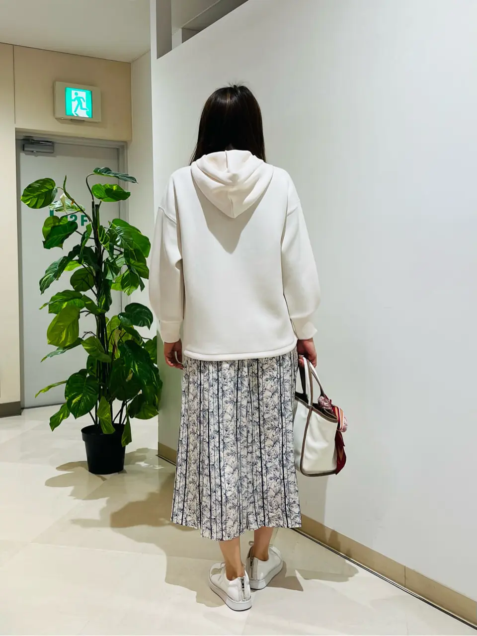 ANY SIS 石川 コーディネート画像