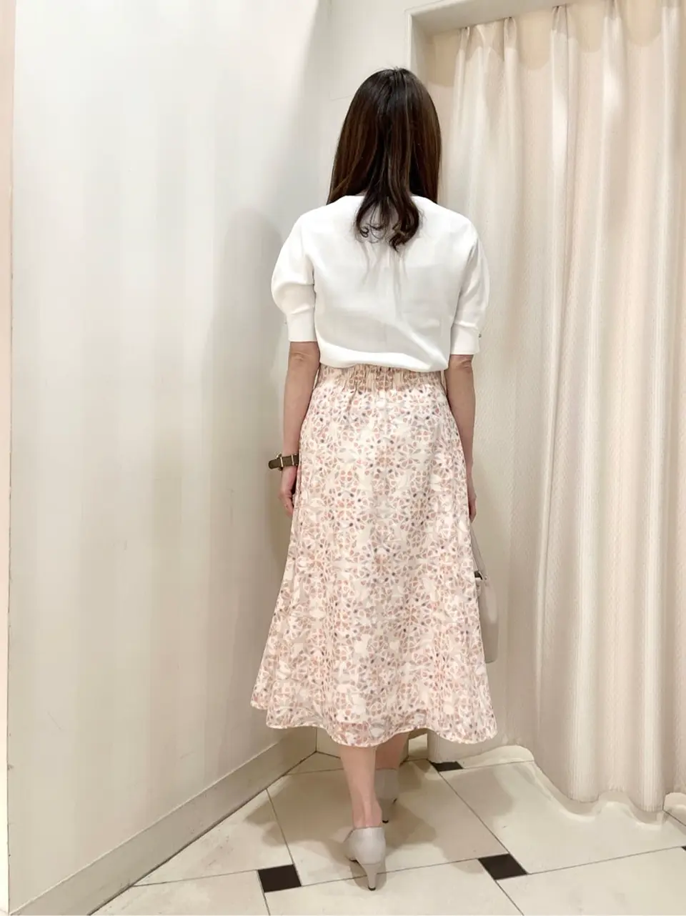 ANY SIS 金井 コーディネート画像