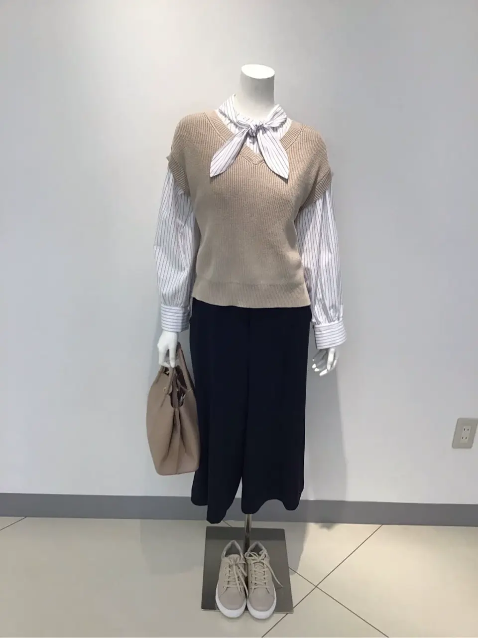 ANY SIS 本田 コーディネート画像