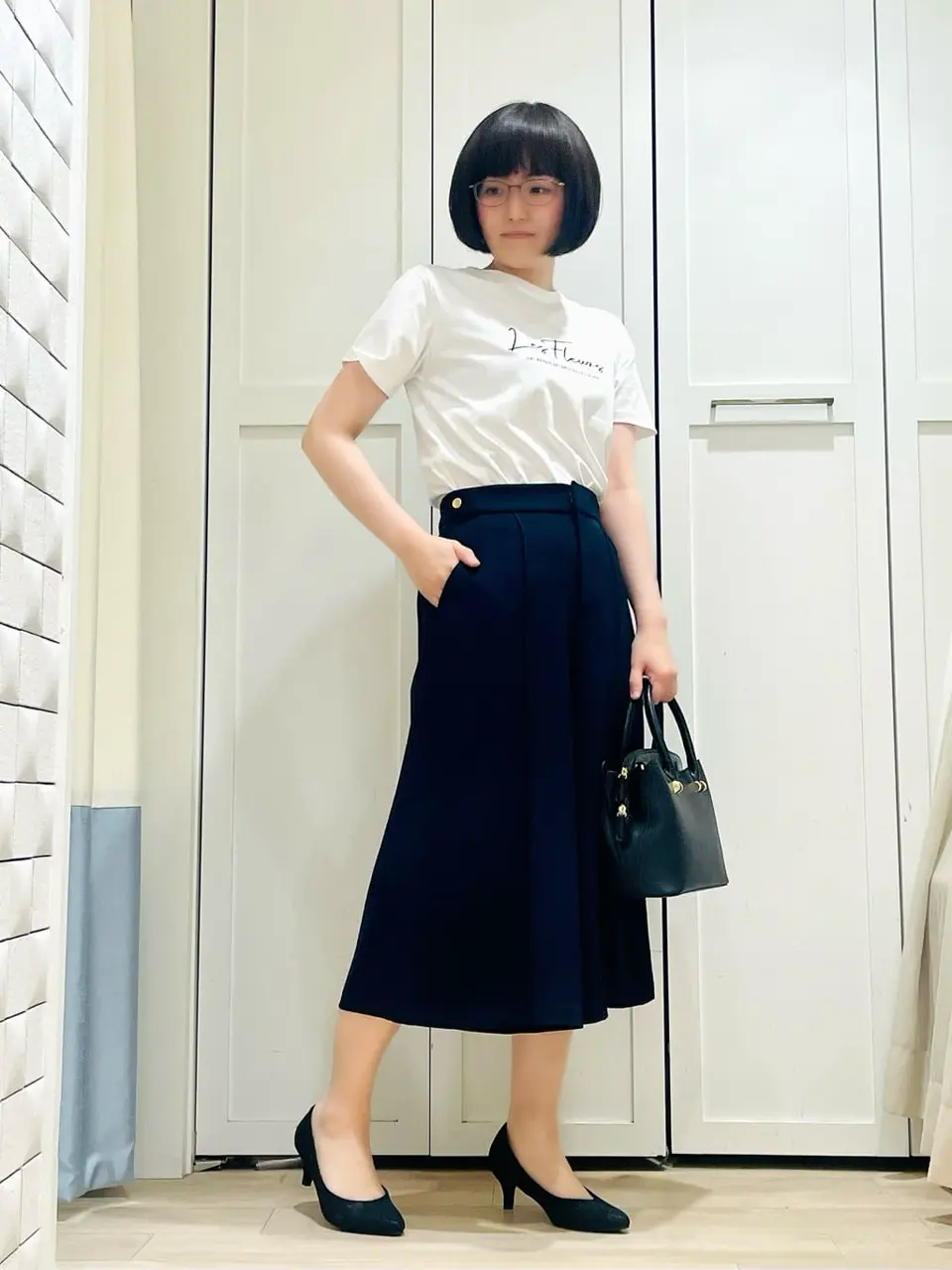 ANY SIS スタッフ コーディネート画像