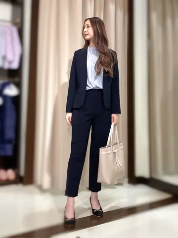 ANY SIS STAFF コーディネート画像