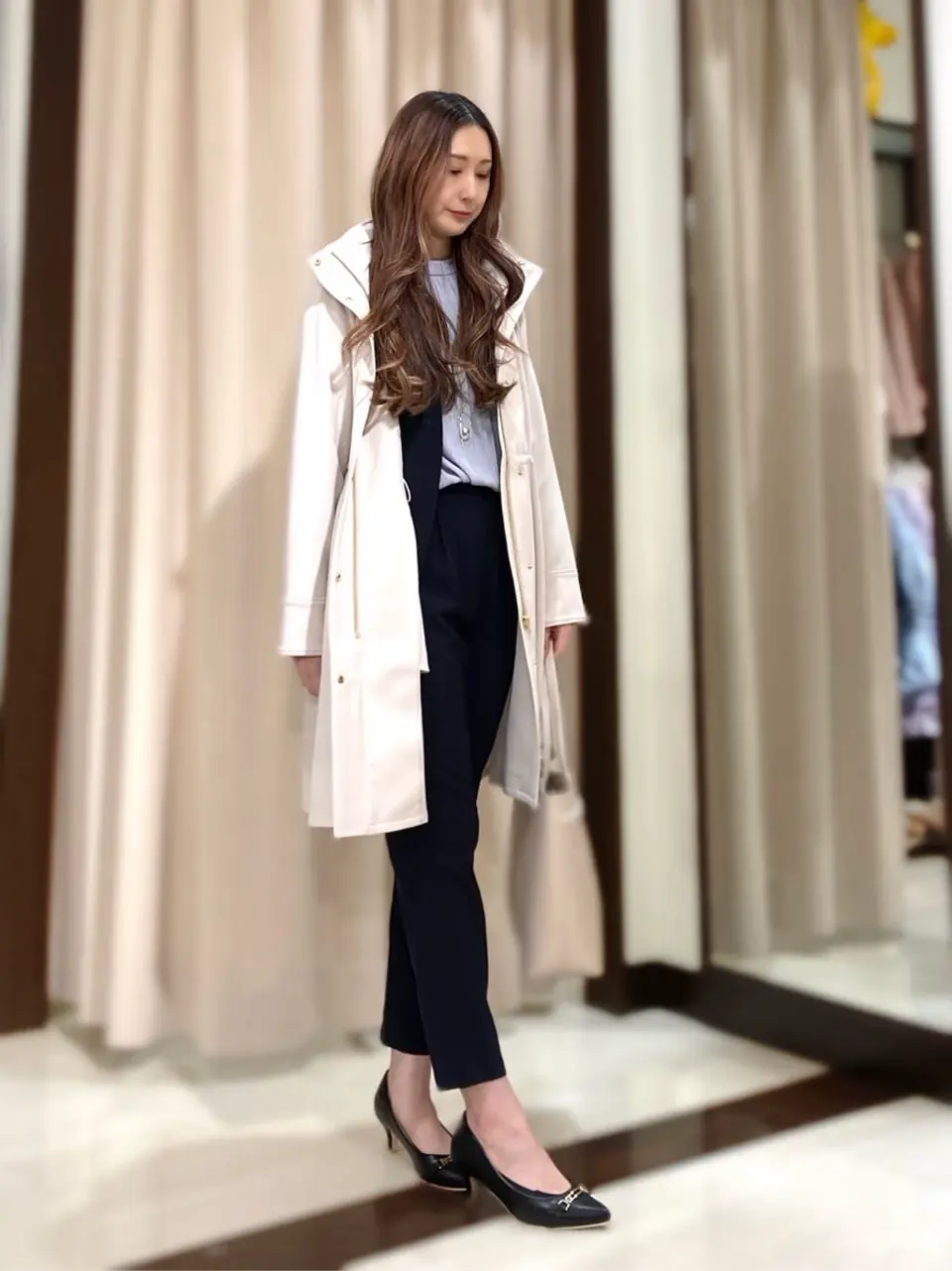 ANY SIS STAFF コーディネート画像