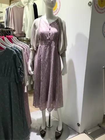 ANY SIS 桐生 コーディネート画像