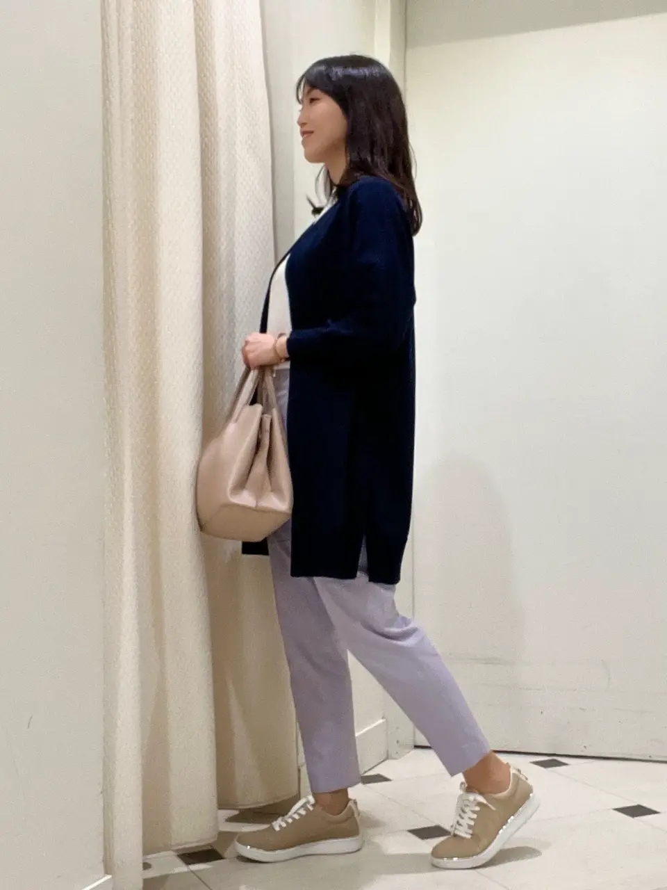 ANY SIS スタッフ コーディネート画像