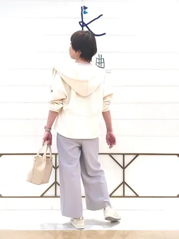 ANY SIS 井上 コーディネート画像