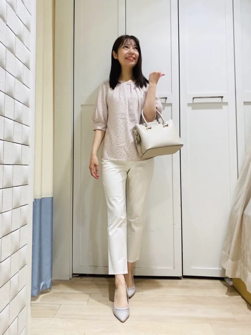 ANY SIS スタッフ コーディネート画像