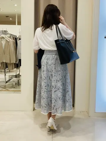 ANY SIS 川根　彩 コーディネート画像