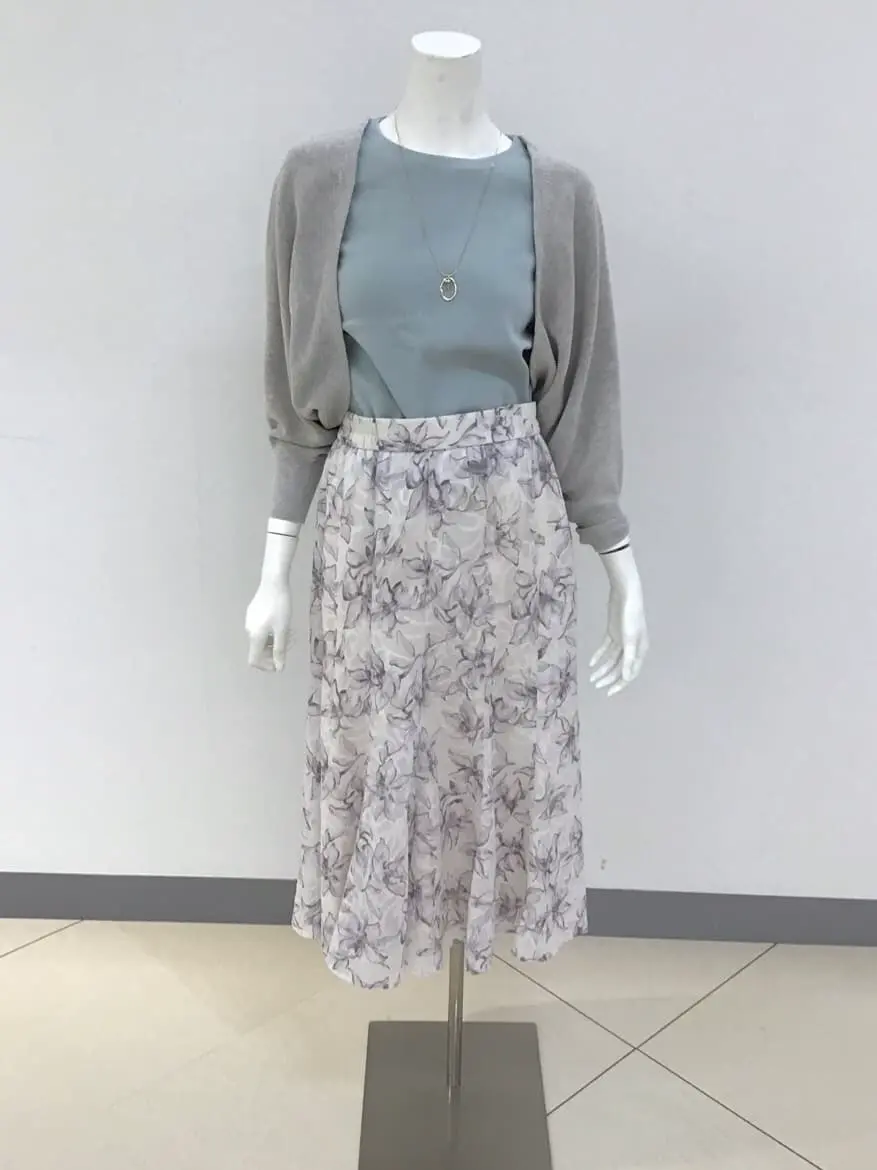 ANY SIS 橋本 コーディネート画像