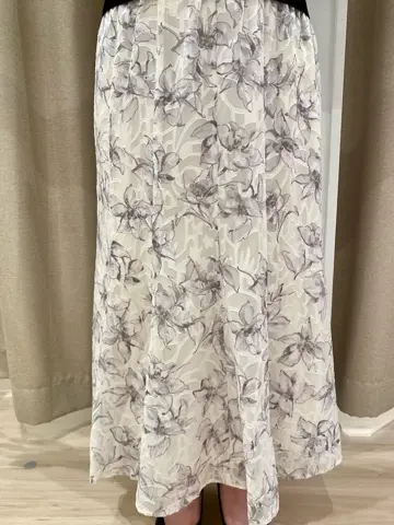 ANY SIS 瀬野 コーディネート画像