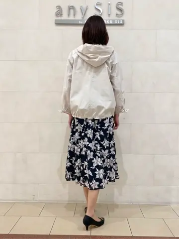 ANY SIS 髙橋 コーディネート画像