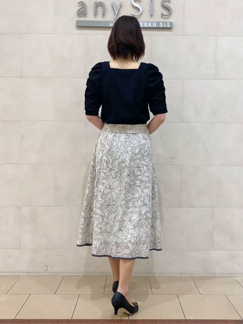 ANY SIS 髙橋 コーディネート画像