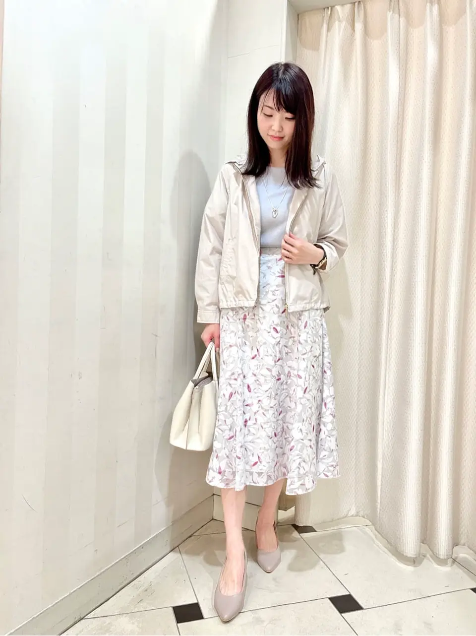 ANY SIS 金井 コーディネート画像