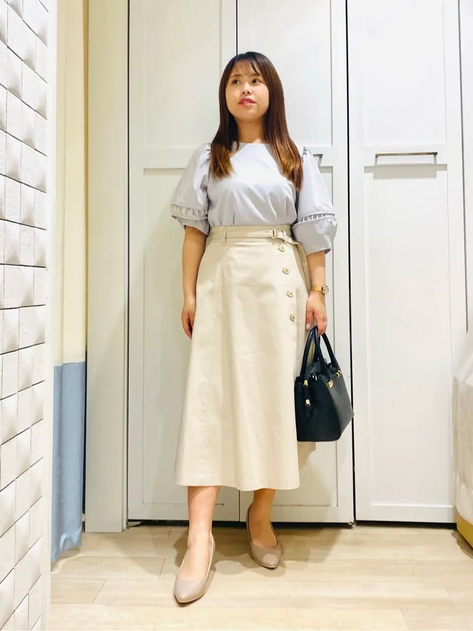 ANY SIS スタッフ コーディネート画像