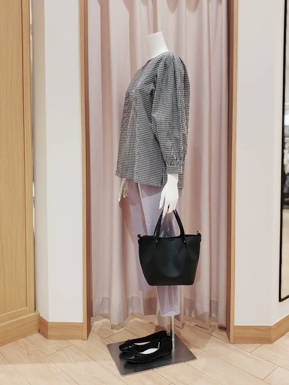 ANY SIS 岩田 コーディネート画像