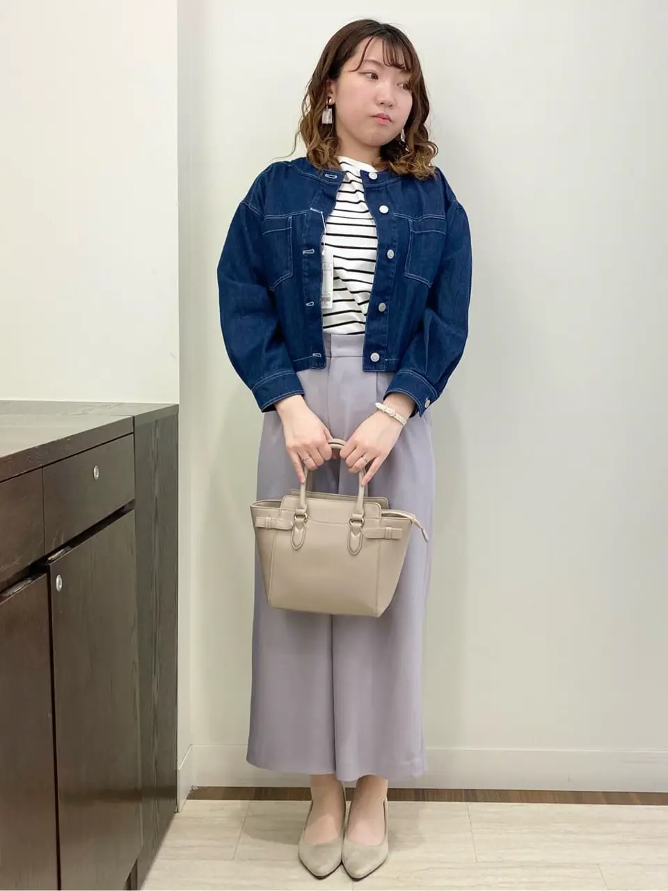 ANY SIS スタッフ コーディネート画像