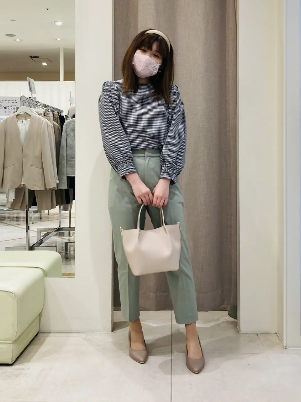  川根　彩 コーディネート画像