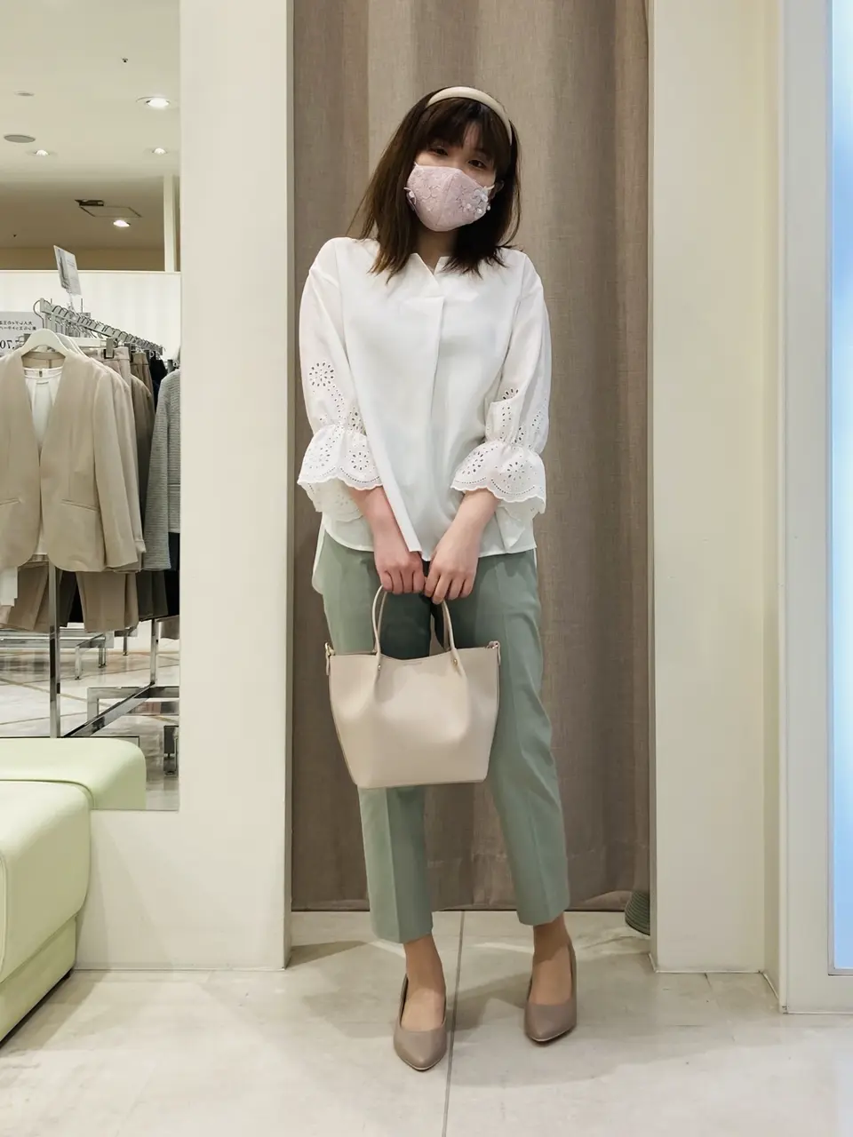 ANY SIS 川根　彩 コーディネート画像