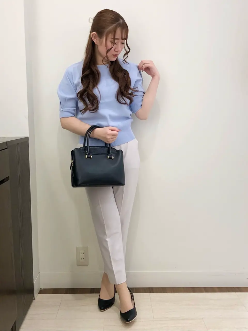 ANY SIS スタッフ コーディネート画像