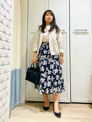 ANY SIS スタッフ コーディネート画像