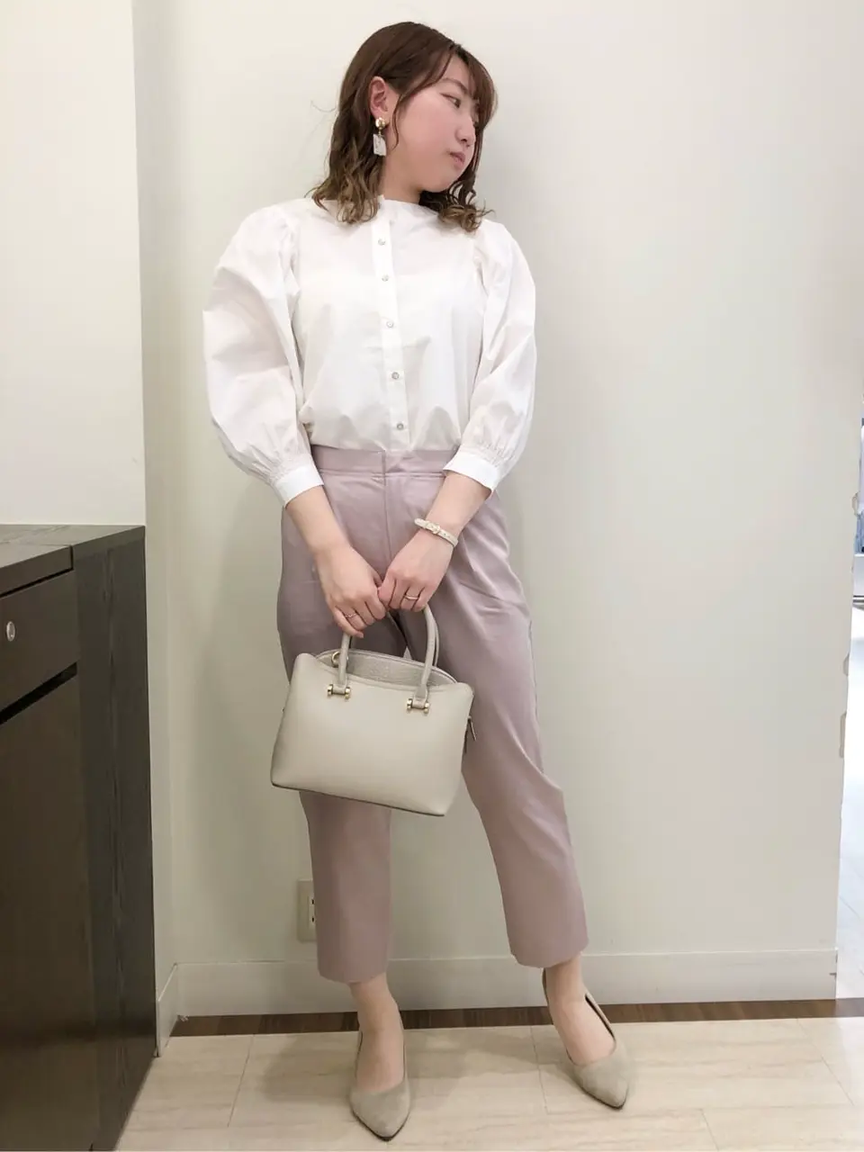 ANY SIS スタッフ コーディネート画像