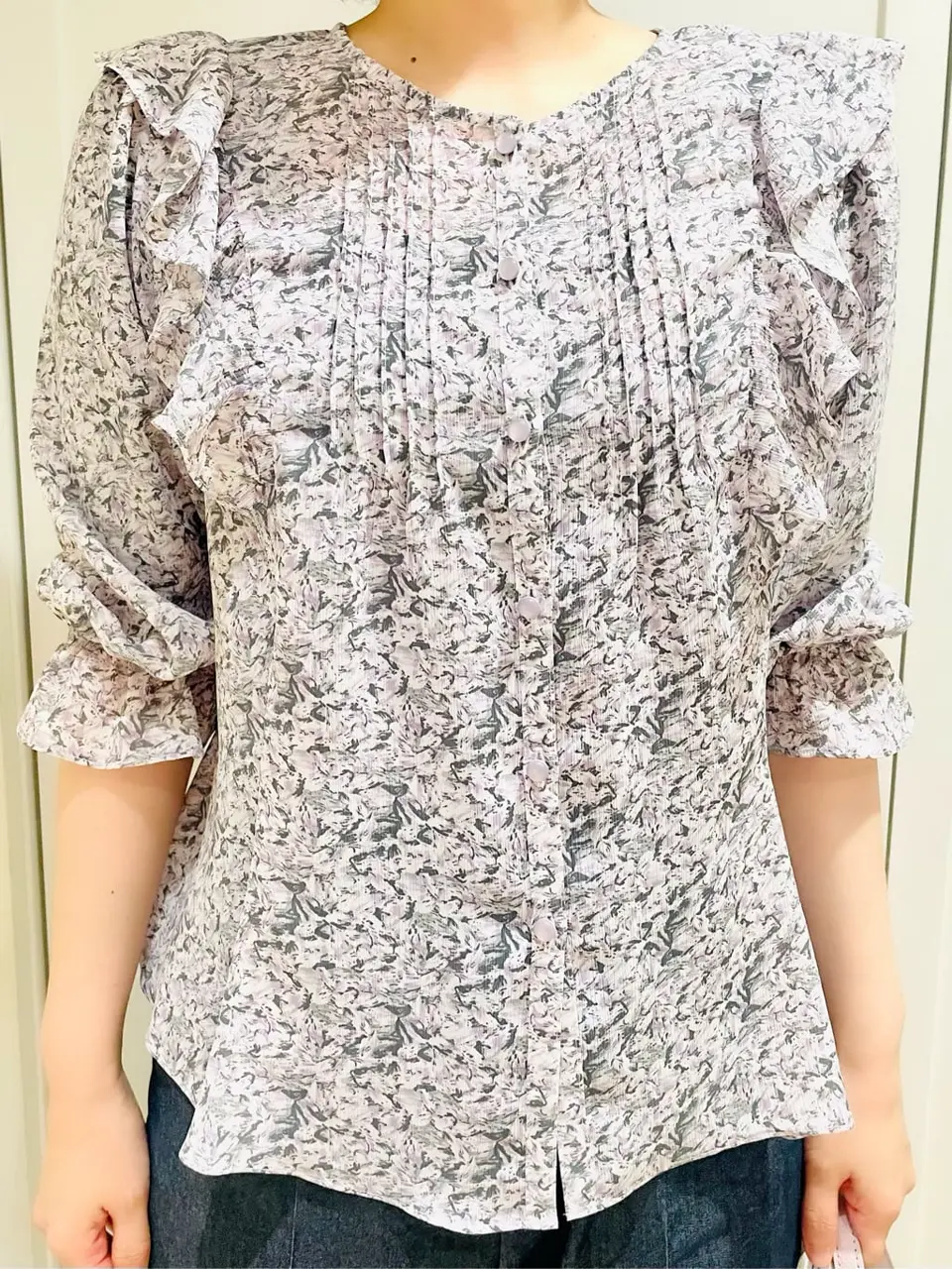 ANY SIS スタッフ コーディネート画像