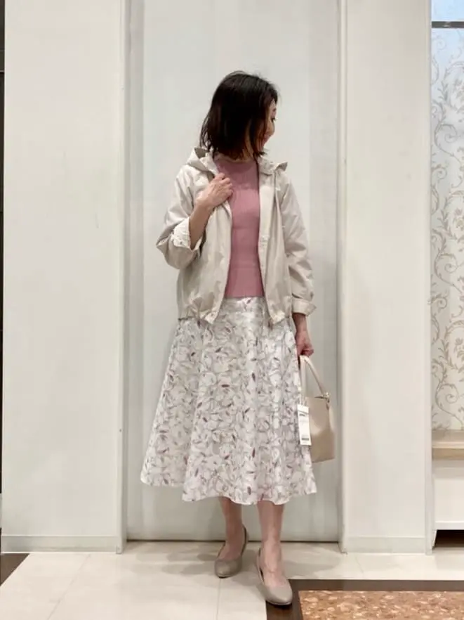 ANY SIS スタッフ コーディネート画像