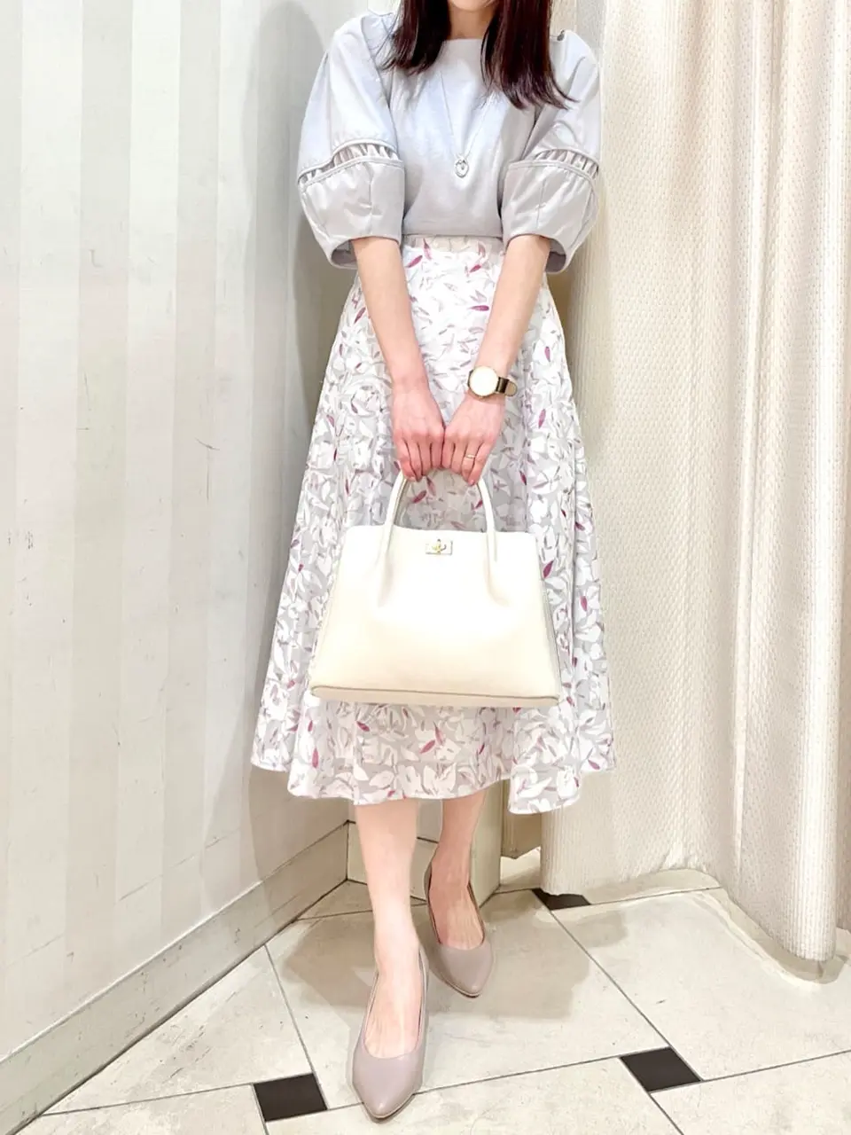 ANY SIS 金井 コーディネート画像