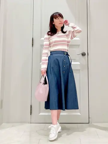 ANY SIS スタッフ コーディネート画像