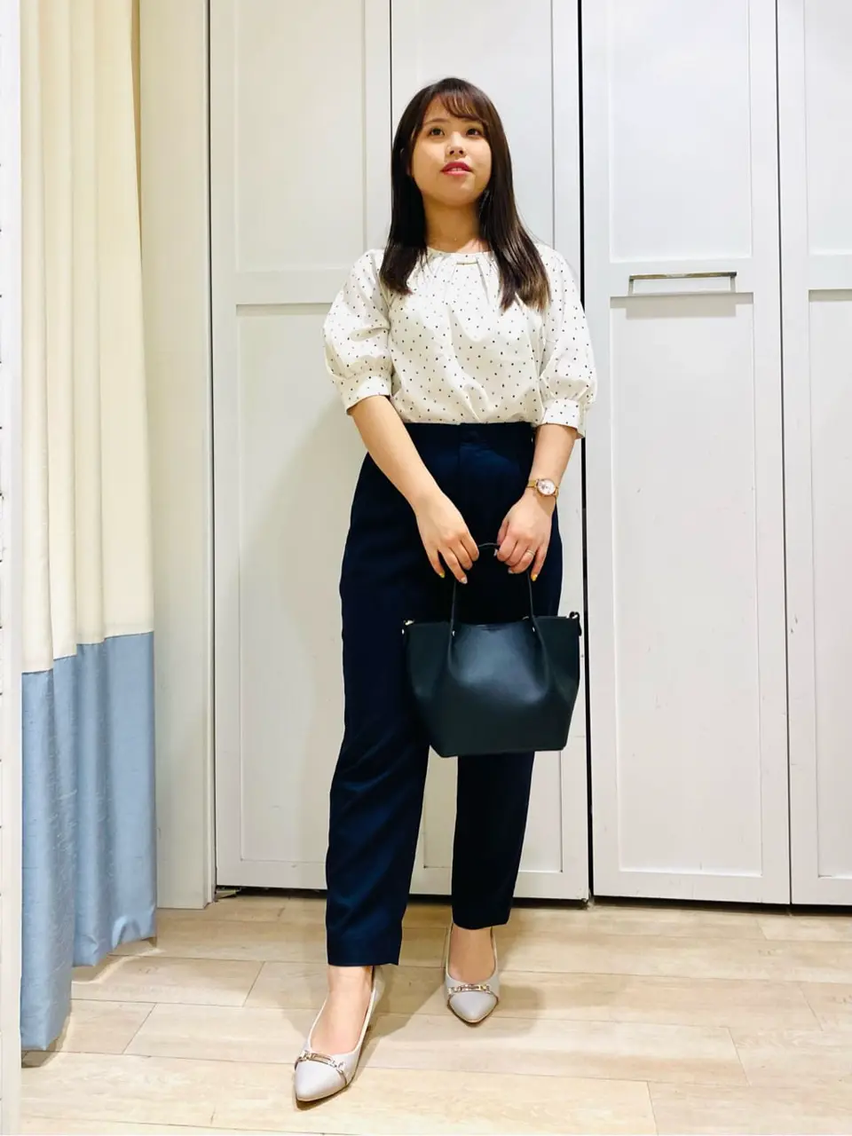 ANY SIS スタッフ コーディネート画像