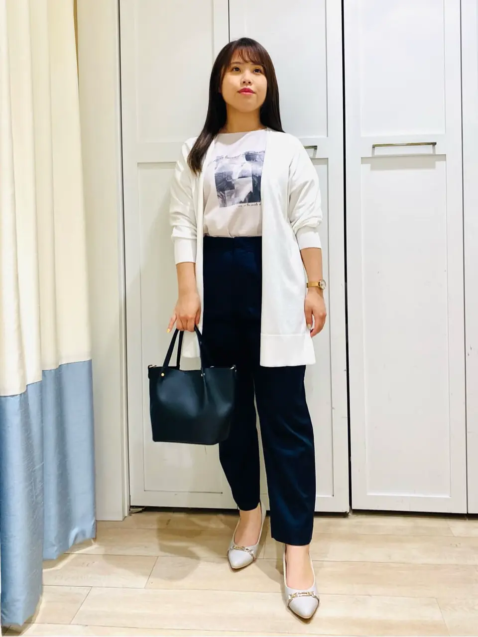 ANY SIS スタッフ コーディネート画像