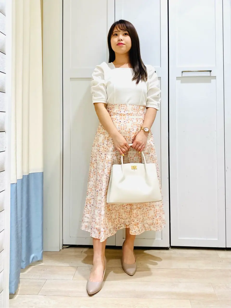 ANY SIS スタッフ コーディネート画像