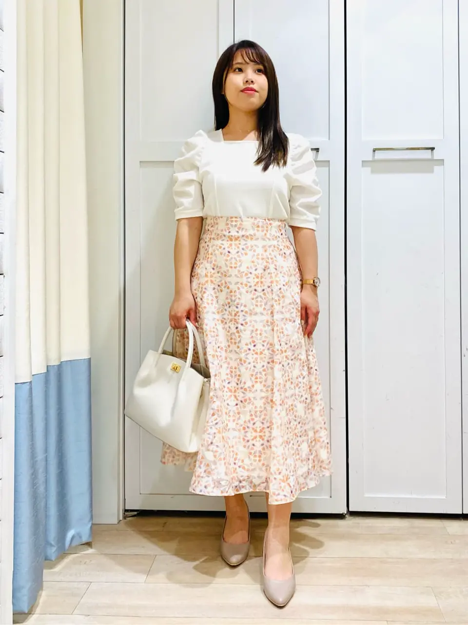 ANY SIS スタッフ コーディネート画像