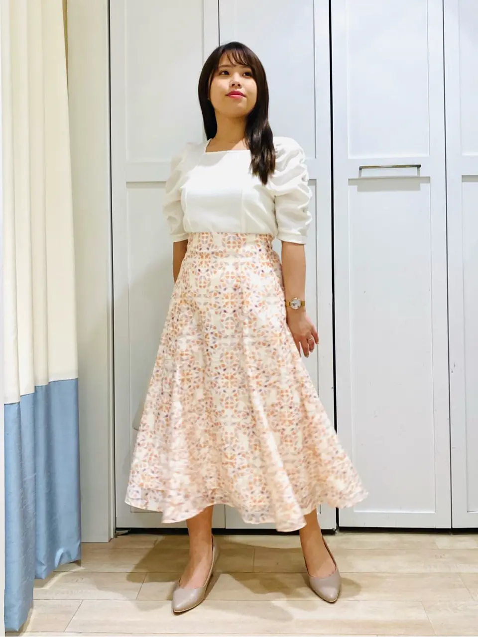 ANY SIS スタッフ コーディネート画像