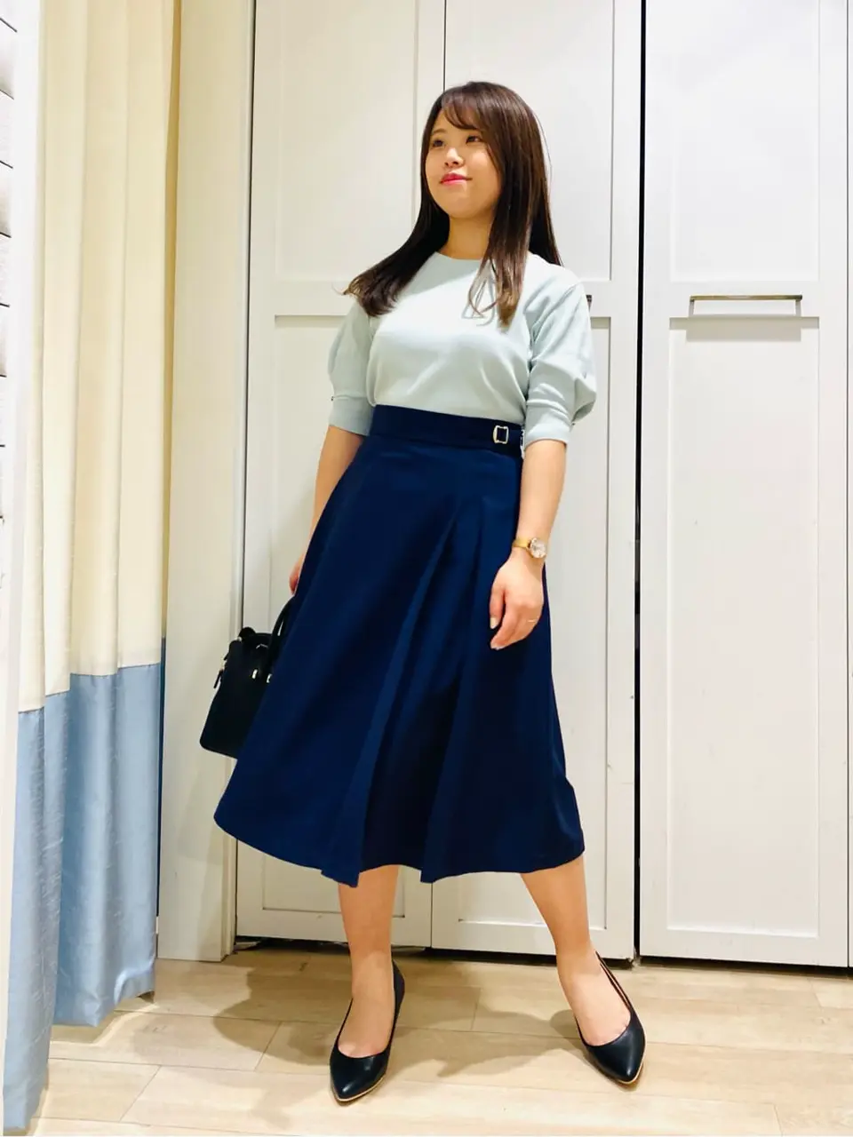 ANY SIS スタッフ コーディネート画像