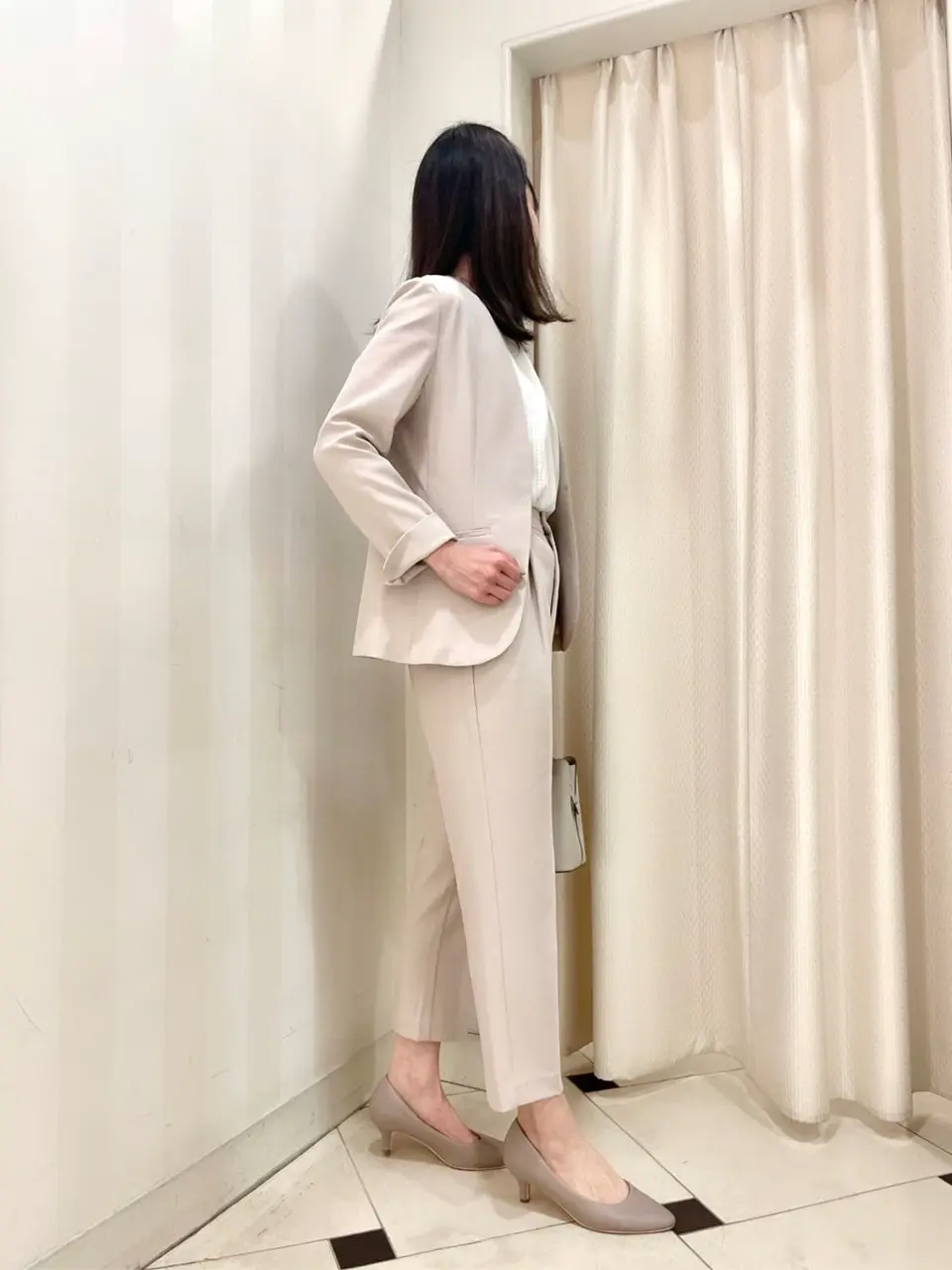 ANY SIS 金井 コーディネート画像