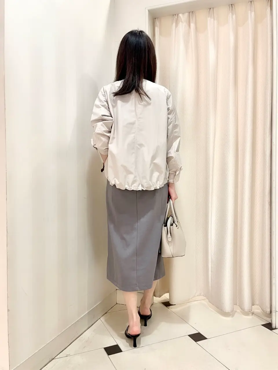 ANY SIS 金井 コーディネート画像