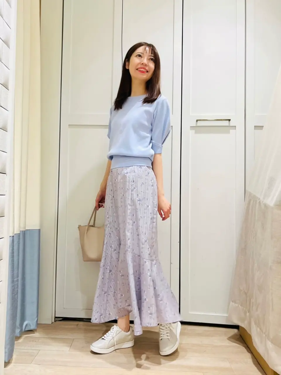 ANY SIS スタッフ コーディネート画像