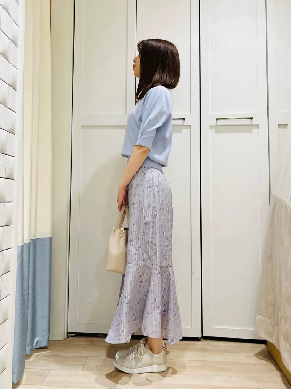 ANY SIS スタッフ コーディネート画像