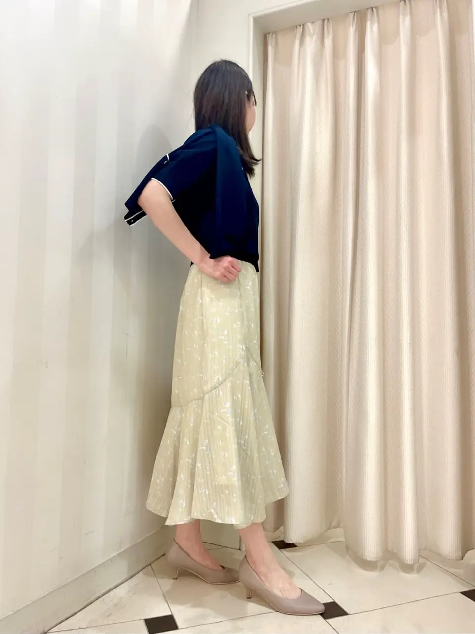 ANY SIS 金井 コーディネート画像