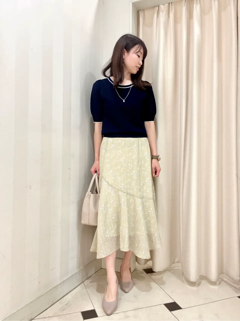 ANY SIS 金井 コーディネート画像