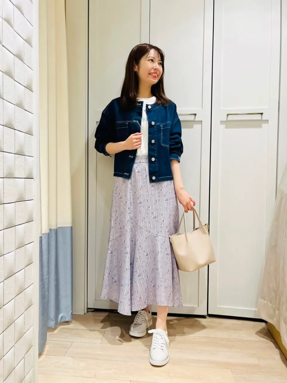 ANY SIS スタッフ コーディネート画像